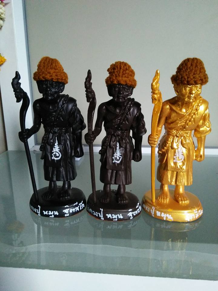 รูปหล่อ หลวงปู่หมุน วัดบ้านจาน (ขนาด6.5นิ้ว) เนื้อแร่เหล็กน้ำพี้ รุ่นปัญจะเศรษฐี ปี2560 #รับประกันแท้