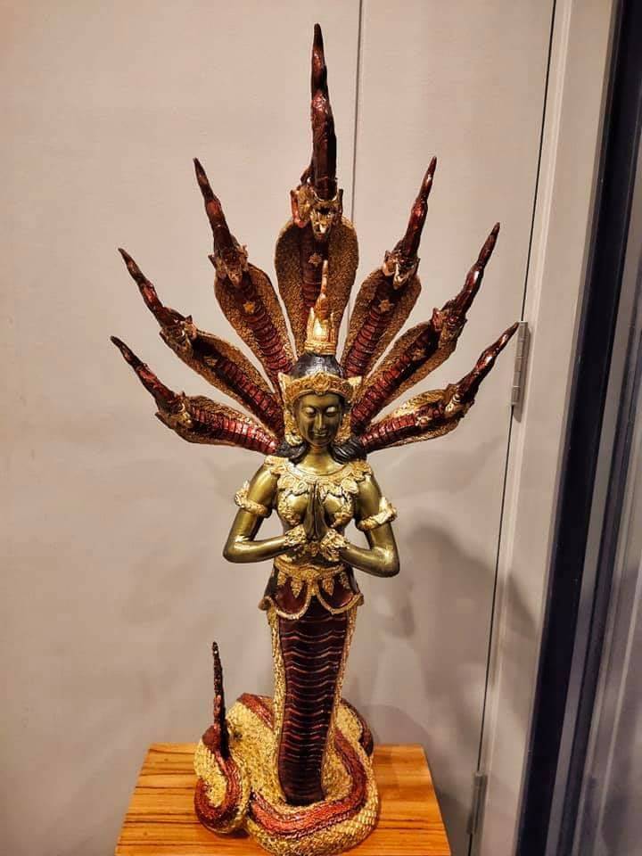 รูปหล่อ ท่านปู่ท่านย่า พญานาคราช ปางกายมนุษย์(คู่ชายหญิง)นาคปรก9เศียร เนื้อไฟเบอร์ (ขนาดใหญ่ตั้งบูชา สูง70ซม)