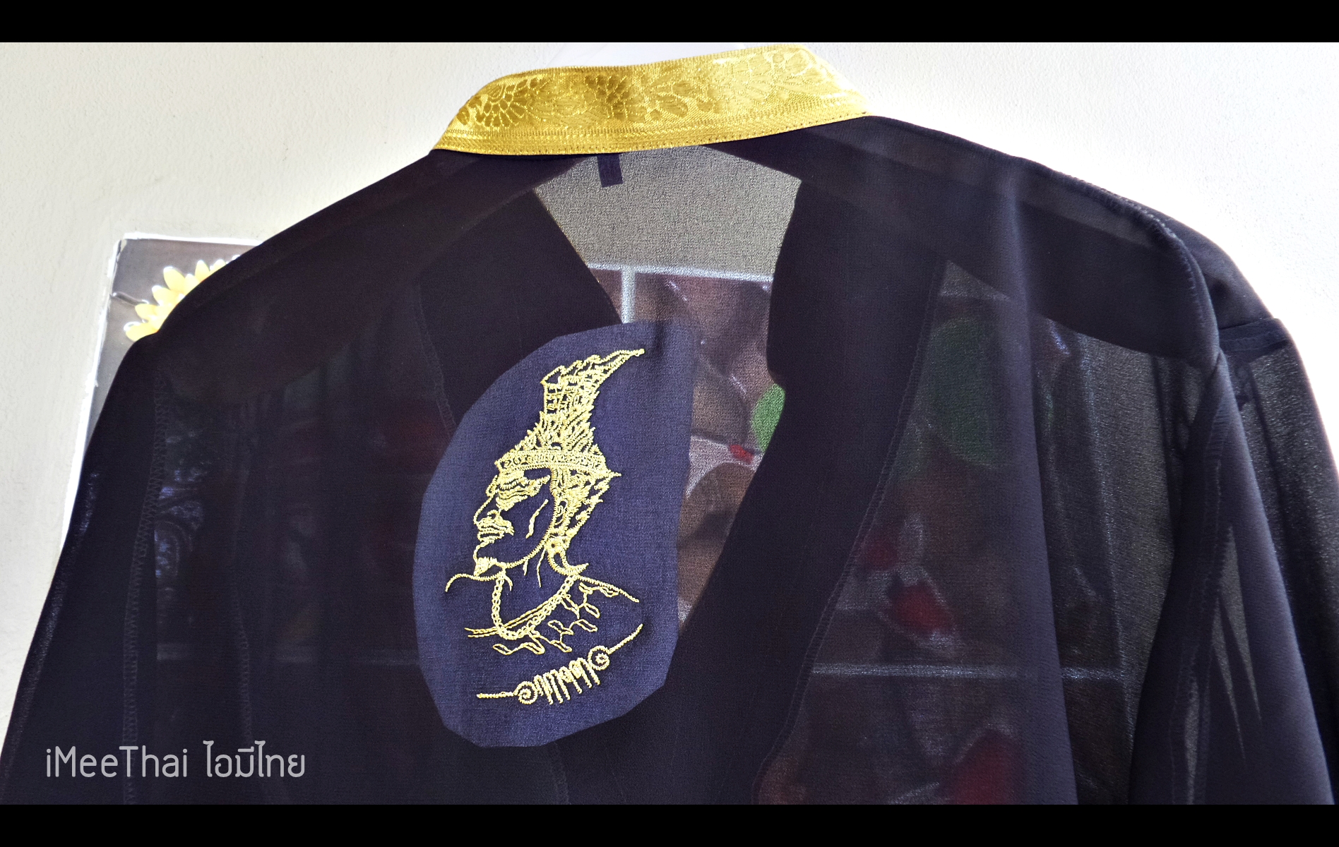 เสื้อสีดำแขนยาว ปัก พ่อแก่ฤาษี