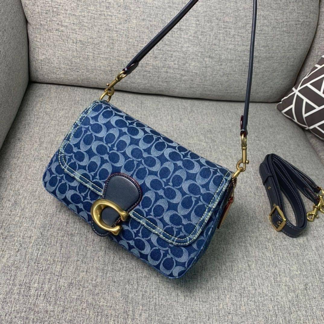 Coach SOFT TABBY SHOULDER BAG (แอดไลน์ก่อนสั่งซื้อ)