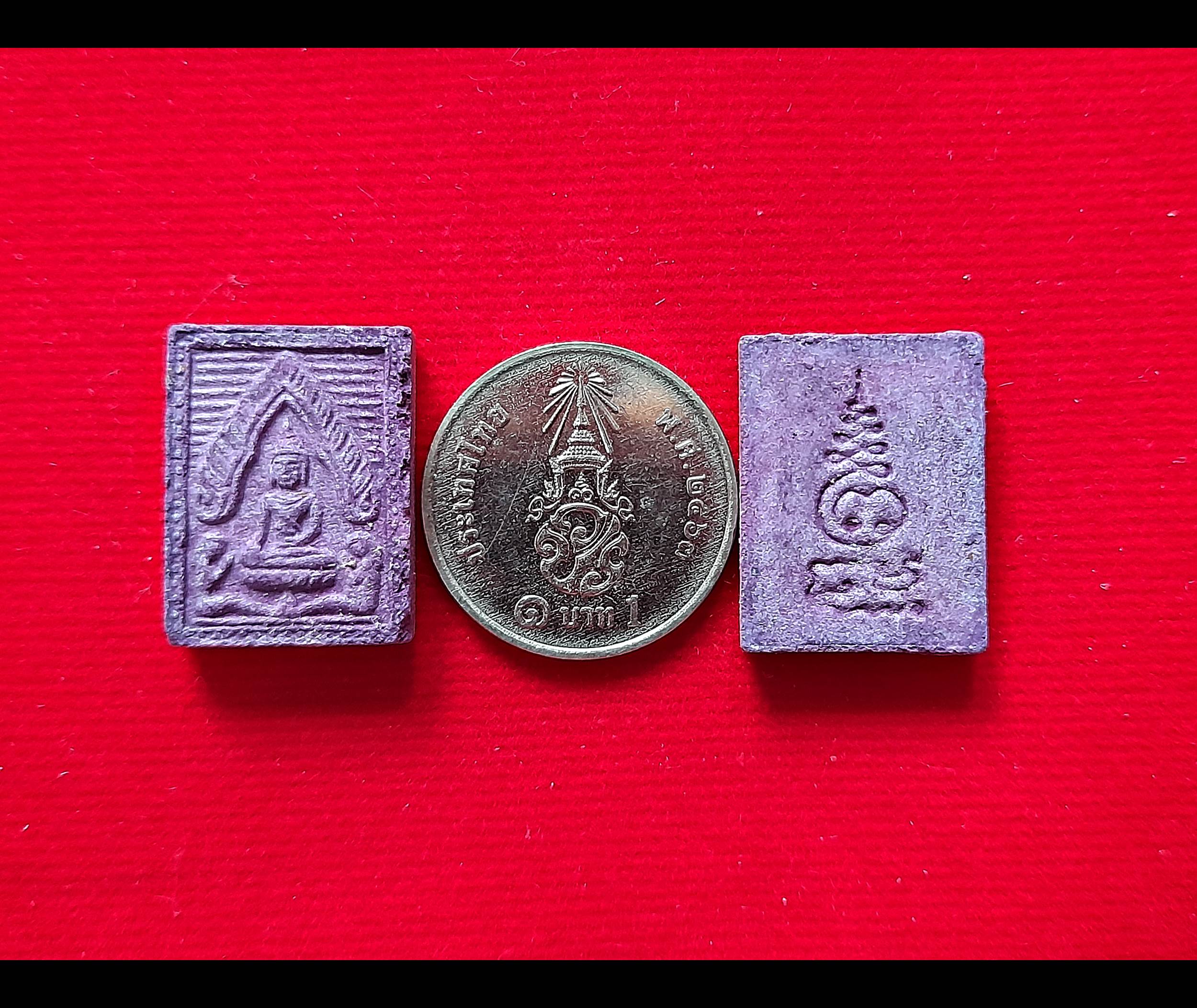 ขุนแผน สะกดทัพ หลังยันต์หัวใจพุทธโธ #พิมพ์เล็ก สีม่วง (พุทธคุณ สะกดอาถรรพ์ สะกดสิ่งไม่ดี+เมตตา มหาสเน่ห์ เจรจา ค้าขาย แคล้วคลาด) ปี2525 #รับประกันแท้และทัน - หลวงพ่อยงยุทธ วัดเขาไม้แดง จ.ชลบุรี