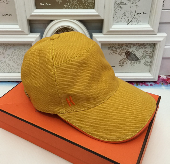 หมวก hm cap hiend หลายแบบ สอบถามได้ค่ะสต็อคเปลี่ยนตลอด