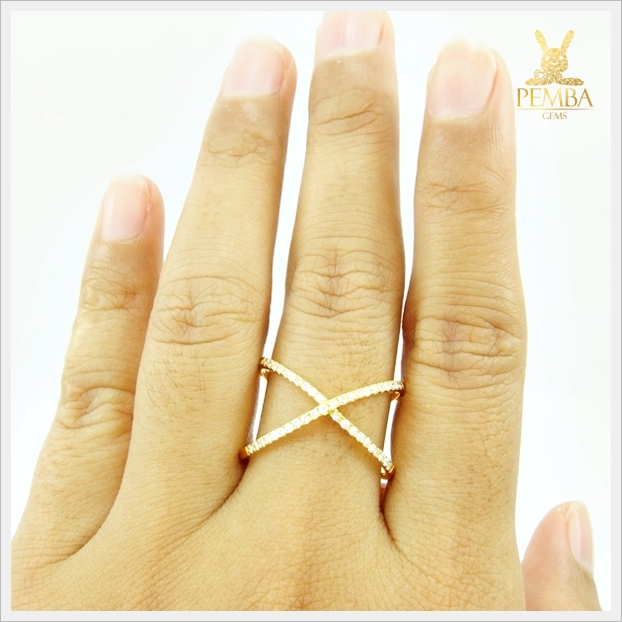 แหวนเพชรแท้ สวยเก๋มีสไตล์ ใส่ติดนิ้วเพิ่มเสน่ห์(สามารถสั่งทำได้ค่ะ)