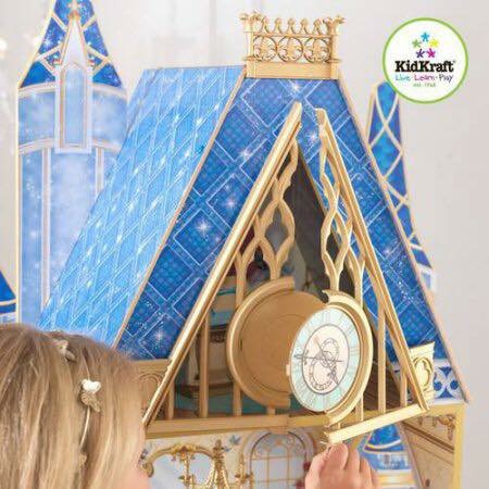 ปราสาทซินเดอเรลล่าสุดหรูหรา KidKraft Disney Princess Cinderella Royal Dreams Dollhouse