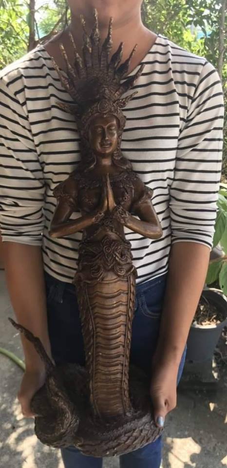 รูปหล่อ พญานาคราช คู่ (ท่านปู่นาคา-ปู่ศรีสุทโธ ท่านยานาคี-ศรีปทุมวัน) พญานาคปรก 9ตน 9หัว โลหะทองเหลืองรมดำ (ขนาดบูชา องค์ขนาดใหญ่ สูง 25นิ้ว) (ขายปลีก ขายส่ง)