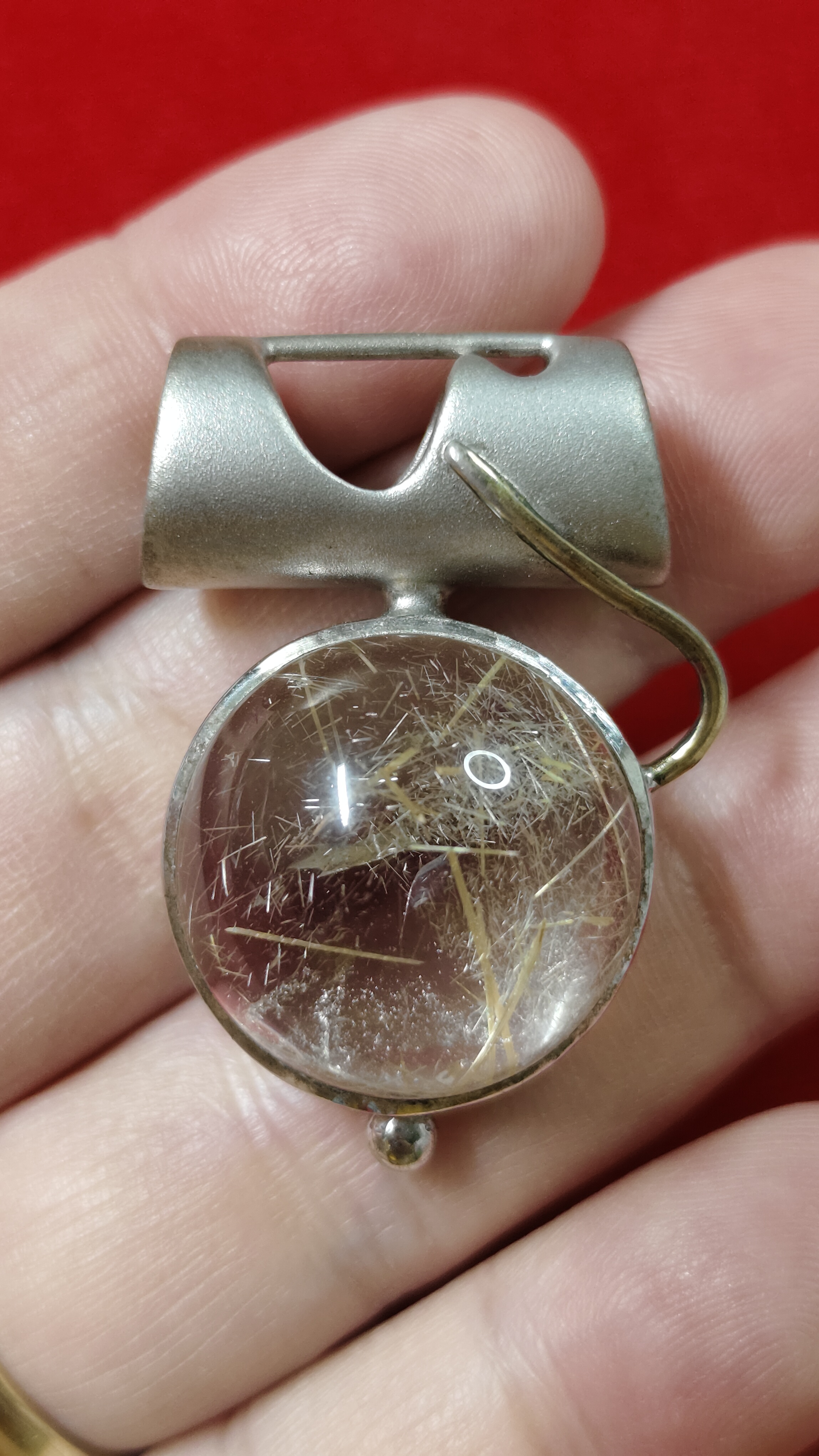 #จี้หินไหมทองมีประกายรุ้ง รหัสC-036