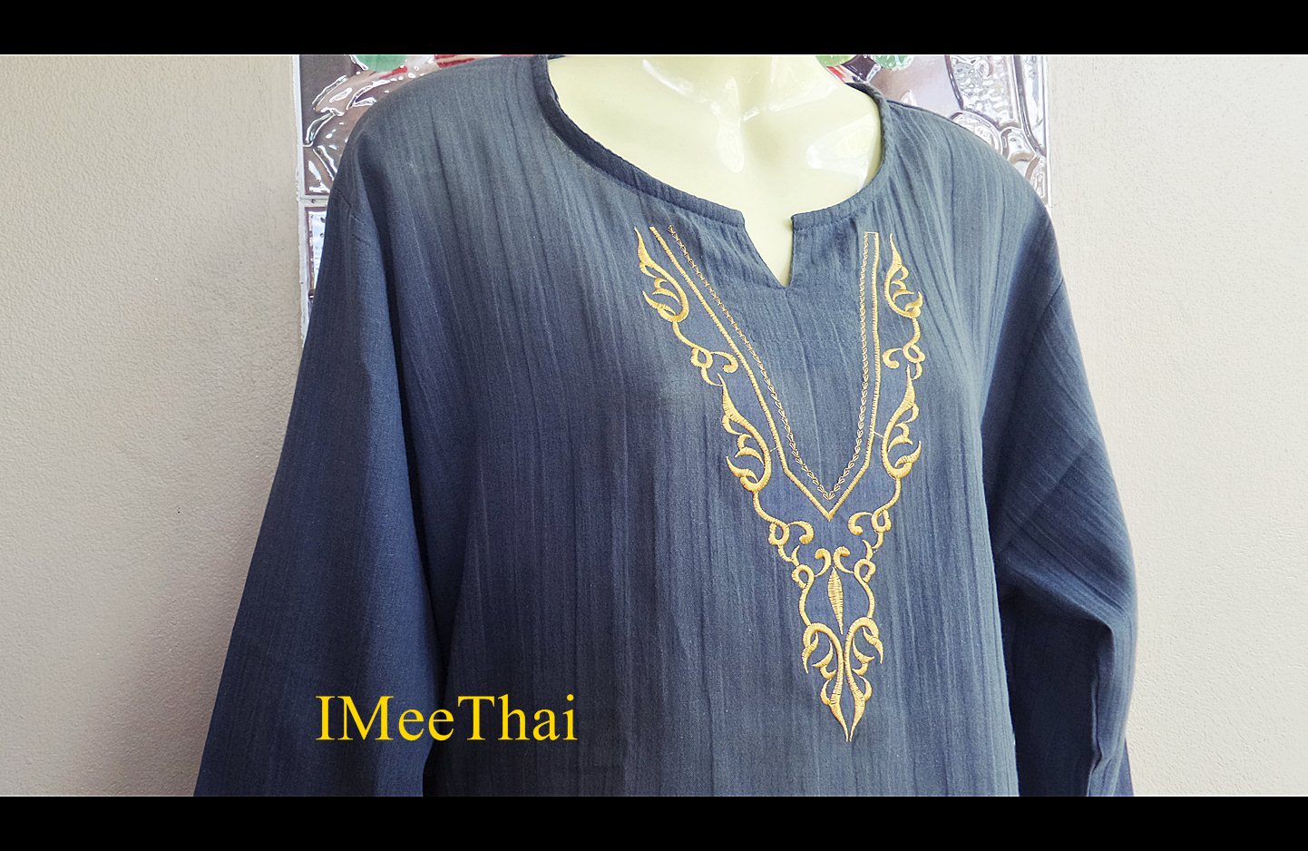 เสื้อ ลายไทย สีเทา ลายกนกสีทอง