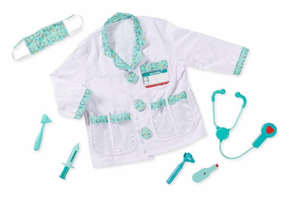 ชุดแฟนซีคอสตูมพร้อมอุปกรณ์สุดน่ารัก Melissa & Doug Doctor Role Play Costume Set