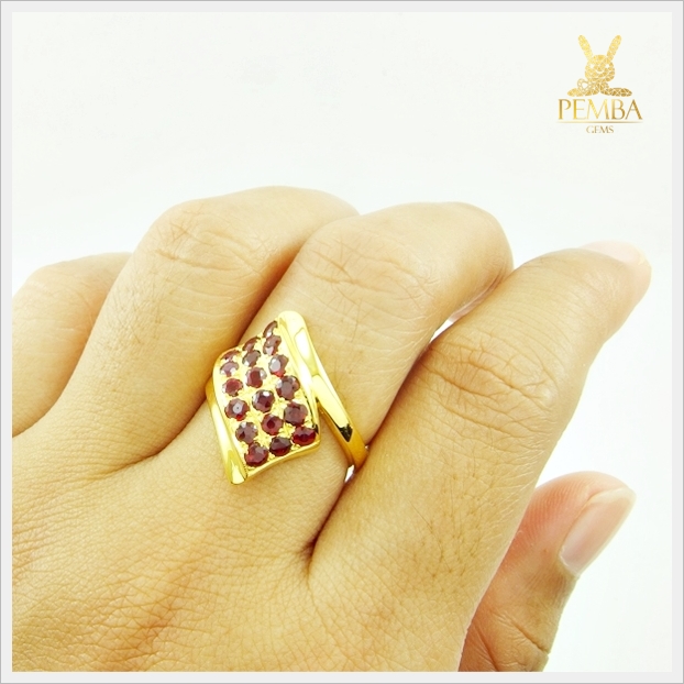 แหวนออเร้นท์แซฟไฟร์แท้ ซองเจีย (สามารถสั่งทำได้ค่ะ)