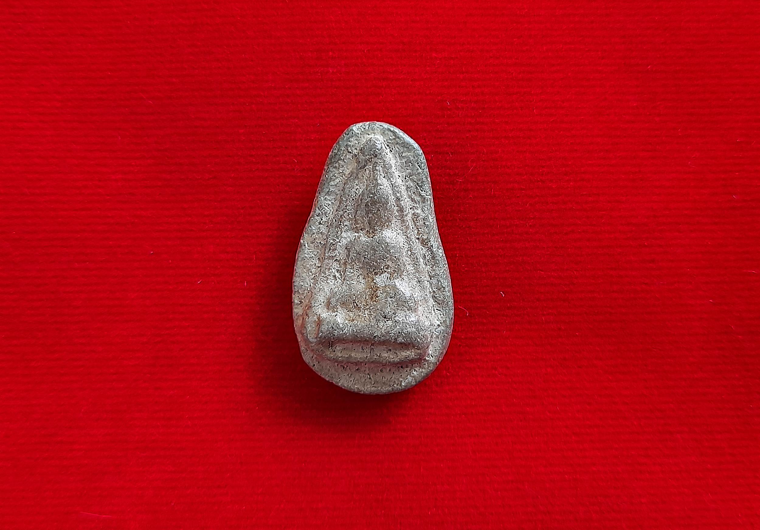 พระนางพญา พระกรุ ดอนลาน (พระแตกกรุเก่าโบราณ) กรุ พิมพ์ เดียวกันกับ ที่ หลวงปู่ เดินหน อิเกสาโร เชิญมา #รับประกันแท้ - มีลงในหนังสือ