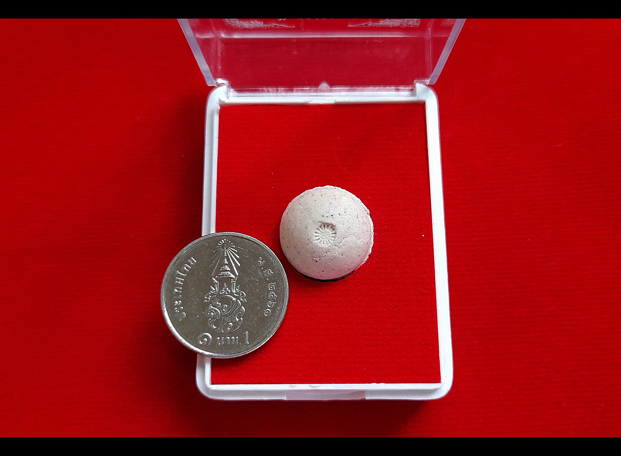 ลูกอม (ผสมมวลสารเก่าหลวงปู่หมุน ปี2543) #รับประกันแท้ มีโค็ด - ปลุกเสก ปี2563