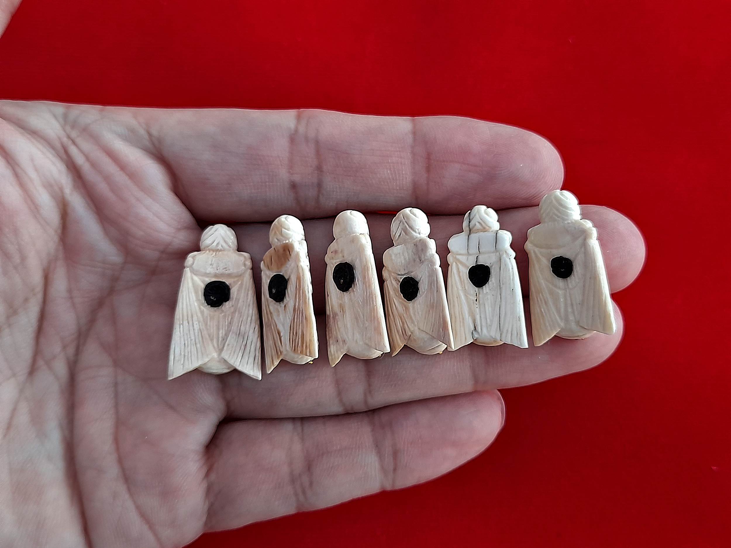 แมลงภู่ งาช้างแท้ (บรรจุเข็มทองคำ+ปรอทสำเร็จ+ยาวาสนาจินดามณี) ปี2566 #รับประกันแท้