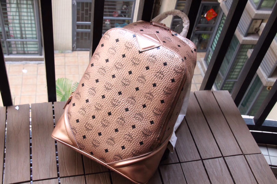 พรีออเดอร์ กระเป๋าเป้ mcm duke backpack 30x41 cm มีหลายสี