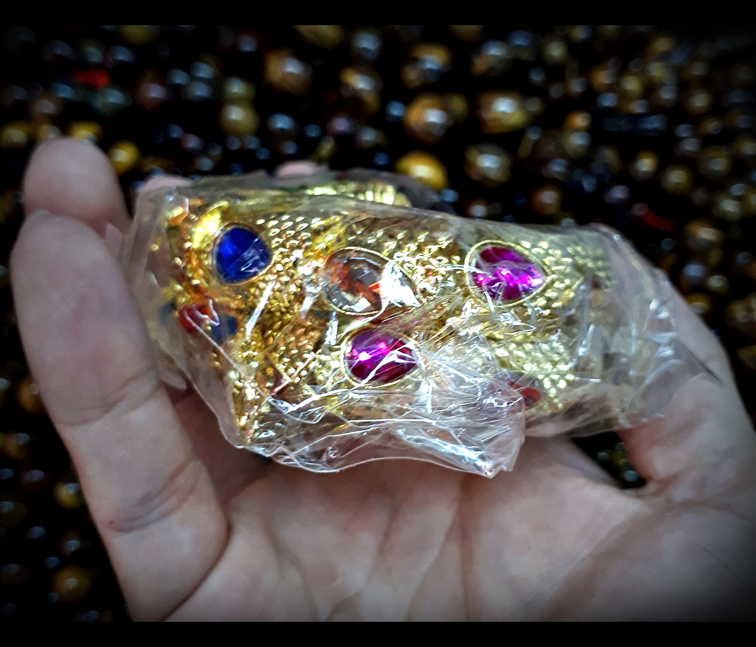 กำไร พญานาค เนื้อโลหะ ประดับพลอยสี