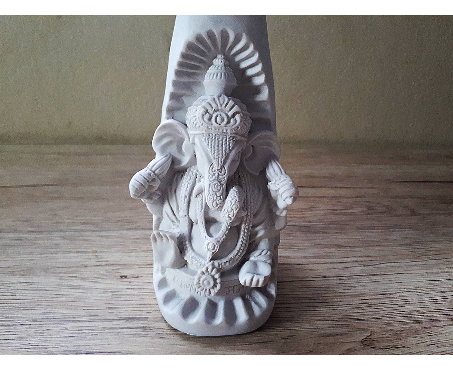 พระพิฆเนศ ทรงงาช้าง เนื้อเรซิ่นสีขาวงา(สูง8.5นิ้ว กว้าง2.5นิ้ว ลึก3.5นิ้ว) - (ขายปลีก ขายส่ง)