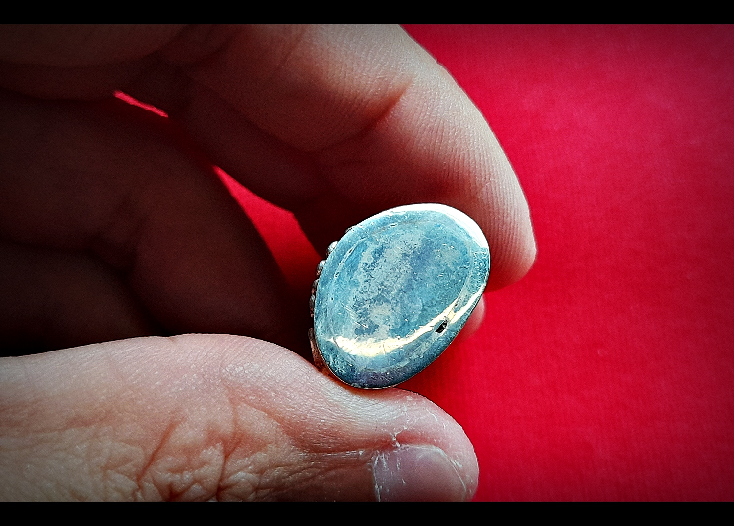 พระกริ่งสะท้านไตรภพ(นเรศวรสะท้านไตรภพ) (ปลุกเสก9พิธี) (#พิธีสะท้านไตรภพ #เสาร์๕ วัดท่าขนุน ปี2563) เนื้อเงินแท้ - หลวงพ่อเล็ก วัดท่าขนุน