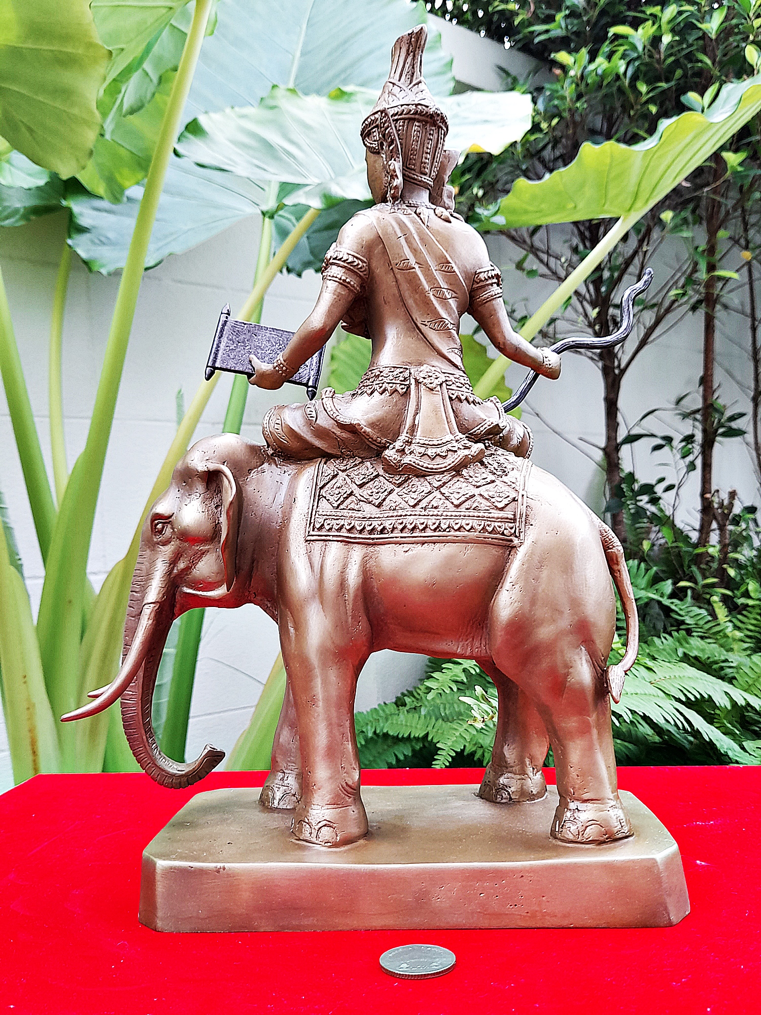 รูปหล่อ ปู่พระฤาษี ทรงช้าง ถือไม้เท้า กระดานชนวน (พระพฤหัสบดี แห่ง สติปัญญา บรมครูของทุกสรรพศาสตร์วิชา(เป็นหัวหน้าของปู่ฤาษี180ตน)) (ขนาดตั้งบูชา สูง14นิ้ว ยาว9นิ้วครึ่ง ลึก4นิ้วครึ่ง) เนื้อทองเหลือง #ปลุกเสกแล้ว #รับประกันแท้