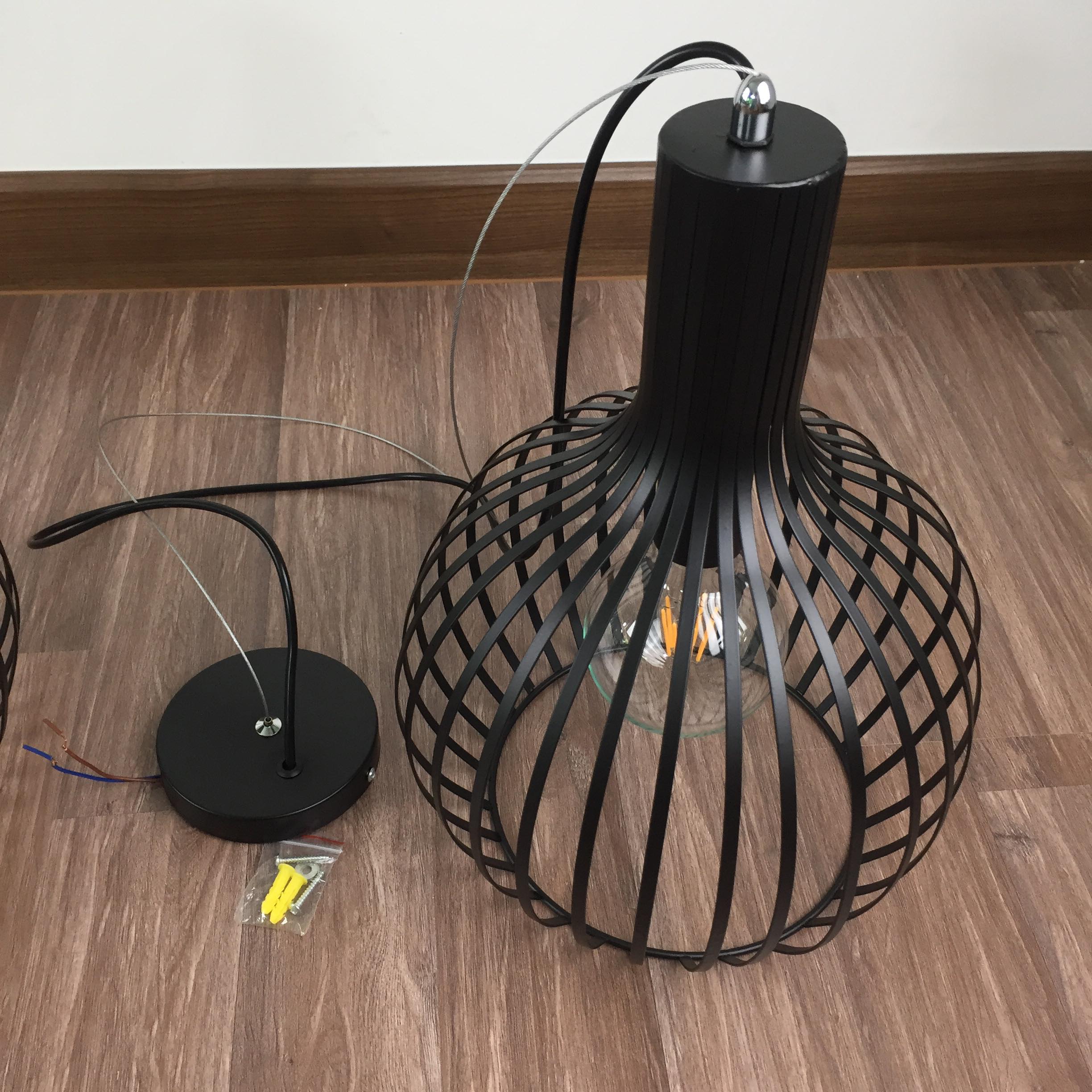 โคมไฟเหล็กดัดโมเดิร์นทรงกลม