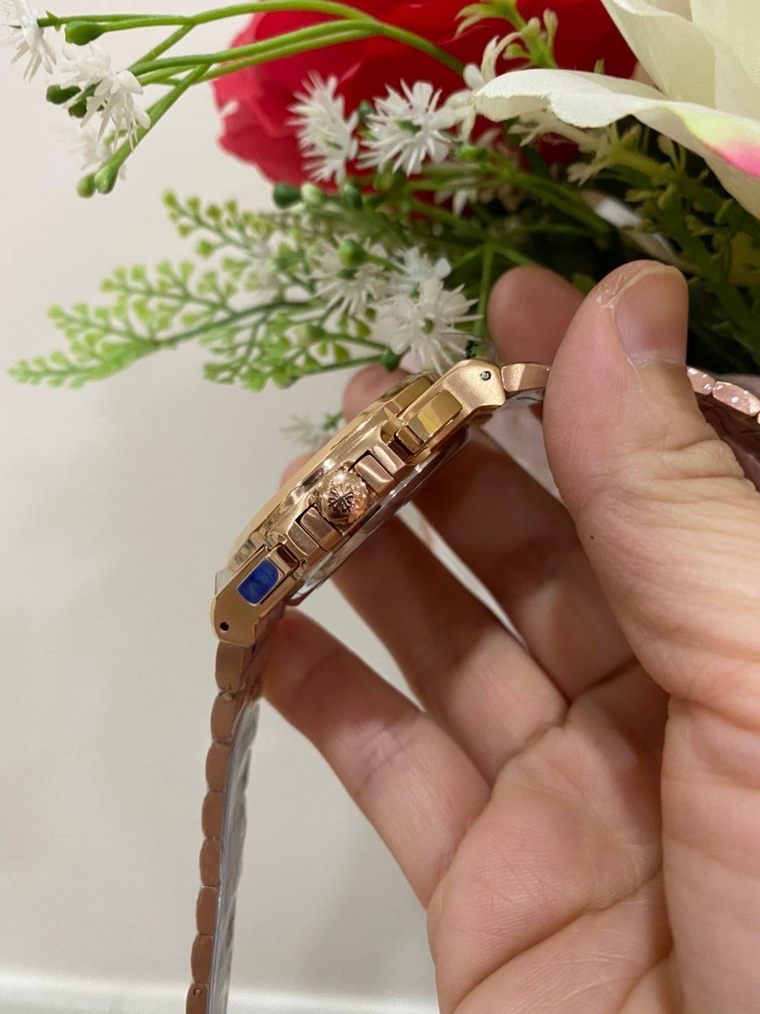 นาฬิกา Patek Philippe รุ่น Men Nautilus สี Ping Gold สายเลสสี Ping Gold สวยสุดๆ