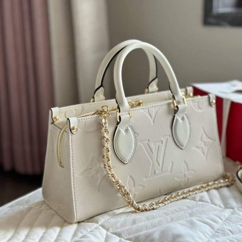 LV ONTHEGO EAST WEST (แอดไลน์ก่อนสั่งซื้อ)