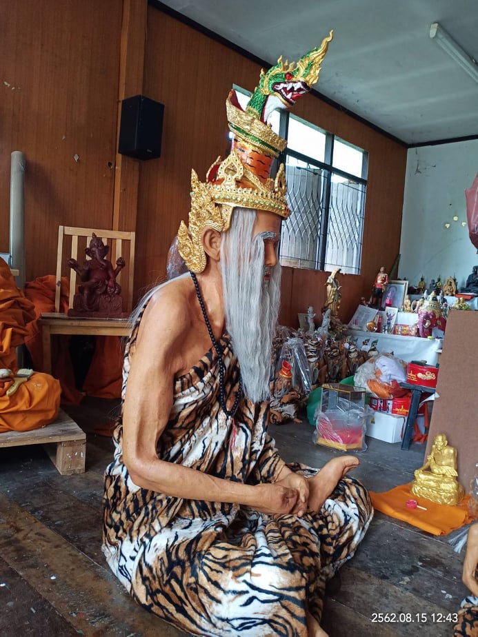 รูปหล่อ พ่อแก่ พ่อปู่ฤาษี (สัดส่วน ขนาดใหญ่ ขนาดเท่าคนจริง) เนื้อไฟเบอร์ผสม - (งานสั่งทำ PreOder 10-14วัน) (ขนาดโดยประมาณ หน้าตัก65ซม สูง120ซม)