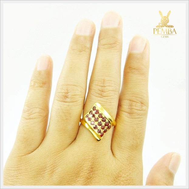 แหวนออเร้นท์แซฟไฟร์แท้ ซองเจีย (สามารถสั่งทำได้ค่ะ)