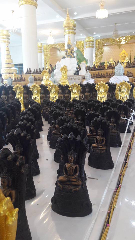 หลวงพ่อเจ็ดกษัตริย์ พระพุทธสิริสัตตราช ( พระบูชา ขนาดหน้าตัก 3 นิ้ว เนื้อโลหะชนวน ปิดทองคำแท้ )