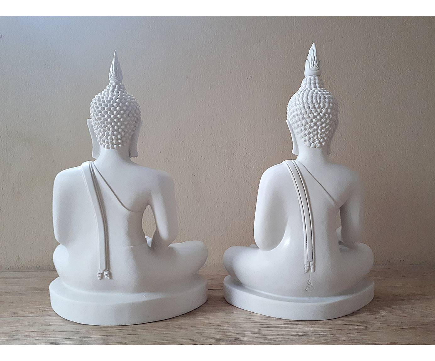 รูปหล่อ พระพุทธรูป เชียงแสนสุโขทัย ปางสมาธิ ปางมารวิชัย เนื้อเรซิ่น สีขาวงา - (หน้าตัก9นิ้ว สูง13.5นิ้ว ลึก5นิ้ว)