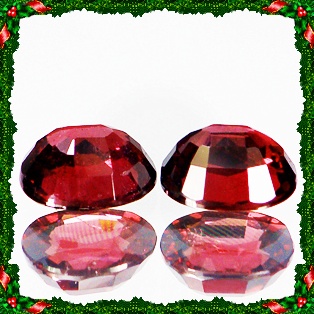 Spinel รูปไข่สีแดง มองผิวเผินคล้ายพลอยเนื้อแข็ง น้ำหนักรวม 3.21 กะรัต ขนาด 6x7.3x4 และ 6.1x7.4x3.8 มิล สีแดงเข้ม ความสะอาดมองตาเปล่าสะอาด 98% ไฟดี