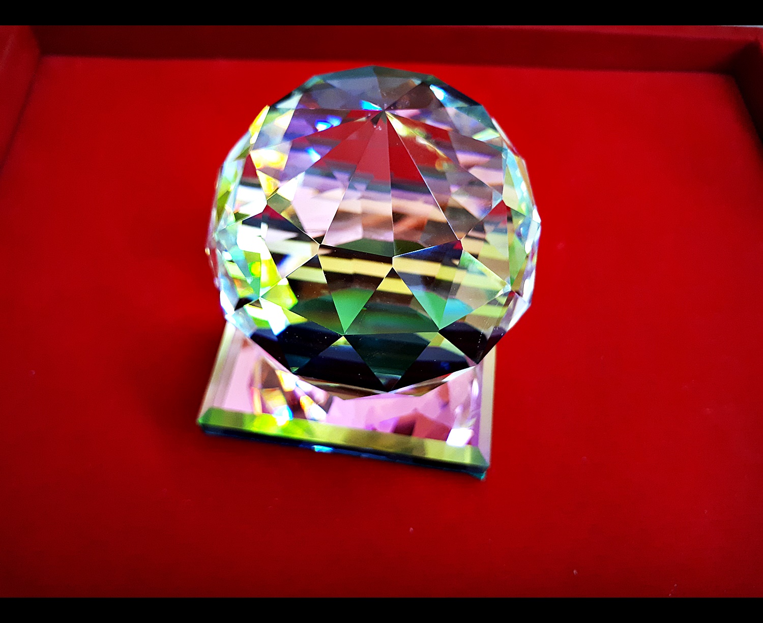 ลูกแก้ว คริสตรัล เหลี่ยม ปรับฮวงจุ้ย สะท้อนแสง (ขนาด 20/15/13/8/6/5/4/3 ซม )