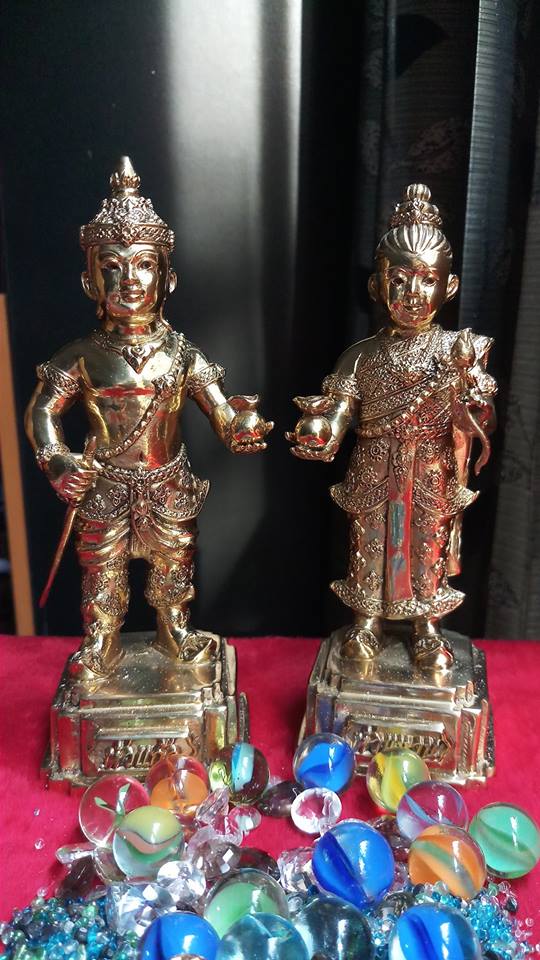 กุมารเทพ กุมาร-กุมารี หัวแก้ว-หัวแหวน เนื้อโลหะทองเหลืองขัดเงา (สูง6นิ้ว กว้าง2นิ้ว) หลวงพ่อหนุน วัดพุทธโมกข์ ปลุกเสก