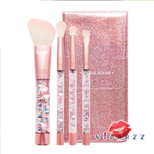 Etude Twinkle Mini Brush Set เซทแปรง 4 ชิ้น ขนแปรงนุ่มนิ่ม ด้ามแปรงวิ้งๆ จุดเด่นของแปรงเซทนี้เลย