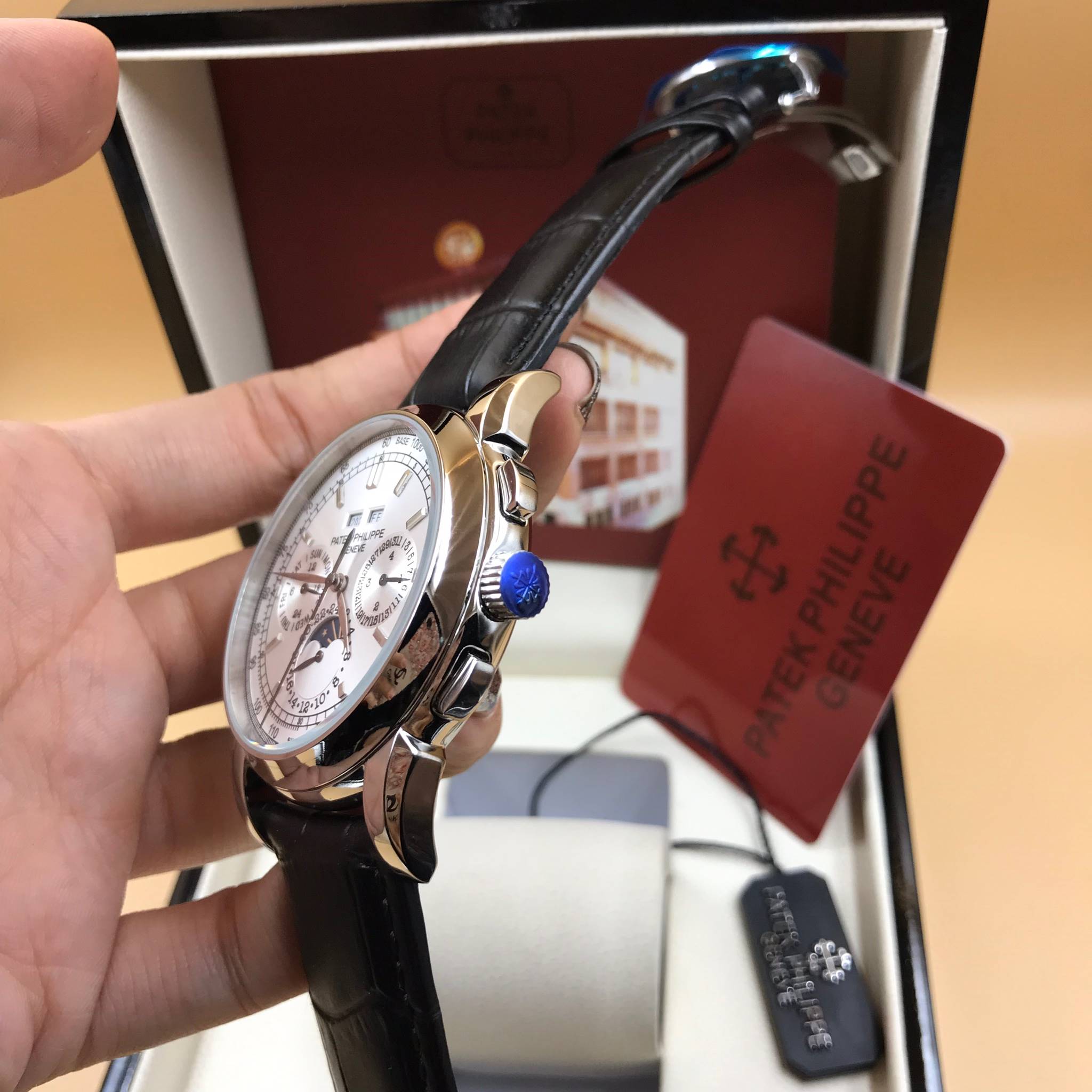 นาฬิกา Patek Philippe Perpetual Calendar หน้าปัดสีเทาเงิน สายหนังสีดำ งาน Mirror Swiss