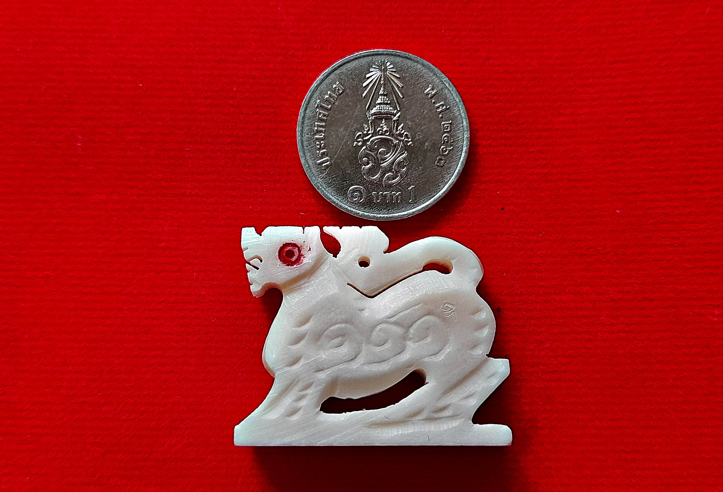 สิงห์ พิมพ์ใหญ่ เนื้อกระดูกนกกระจอกเทศ ตอกโค็ดอุ ปี2562-2563 #รับประกันแท้และทันเสก - หลวงพ่ออุดม วัดพิชัยสงคราม (หลาน อ.ก๋งจาบ สุวรรณ สายวัดประดู่ทรงธรรม)