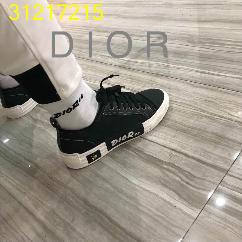 dio men แบบอีกเยอะกดดูด้านในค่ะ size 38-44