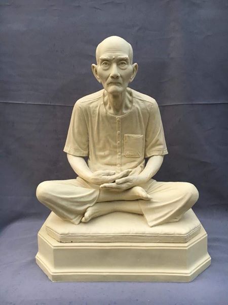 รูปหล่อ เซียนแปะโรงสี วัดศาลเจ้า รุ่นเจ้าสัวฟ้าประทาน ปี2560 เนื้อเรซิ่น ปิดทอง (ขนาดองค์บูชาหน้าตัก 12นิ้ว องค์ขนาดใหญ่)