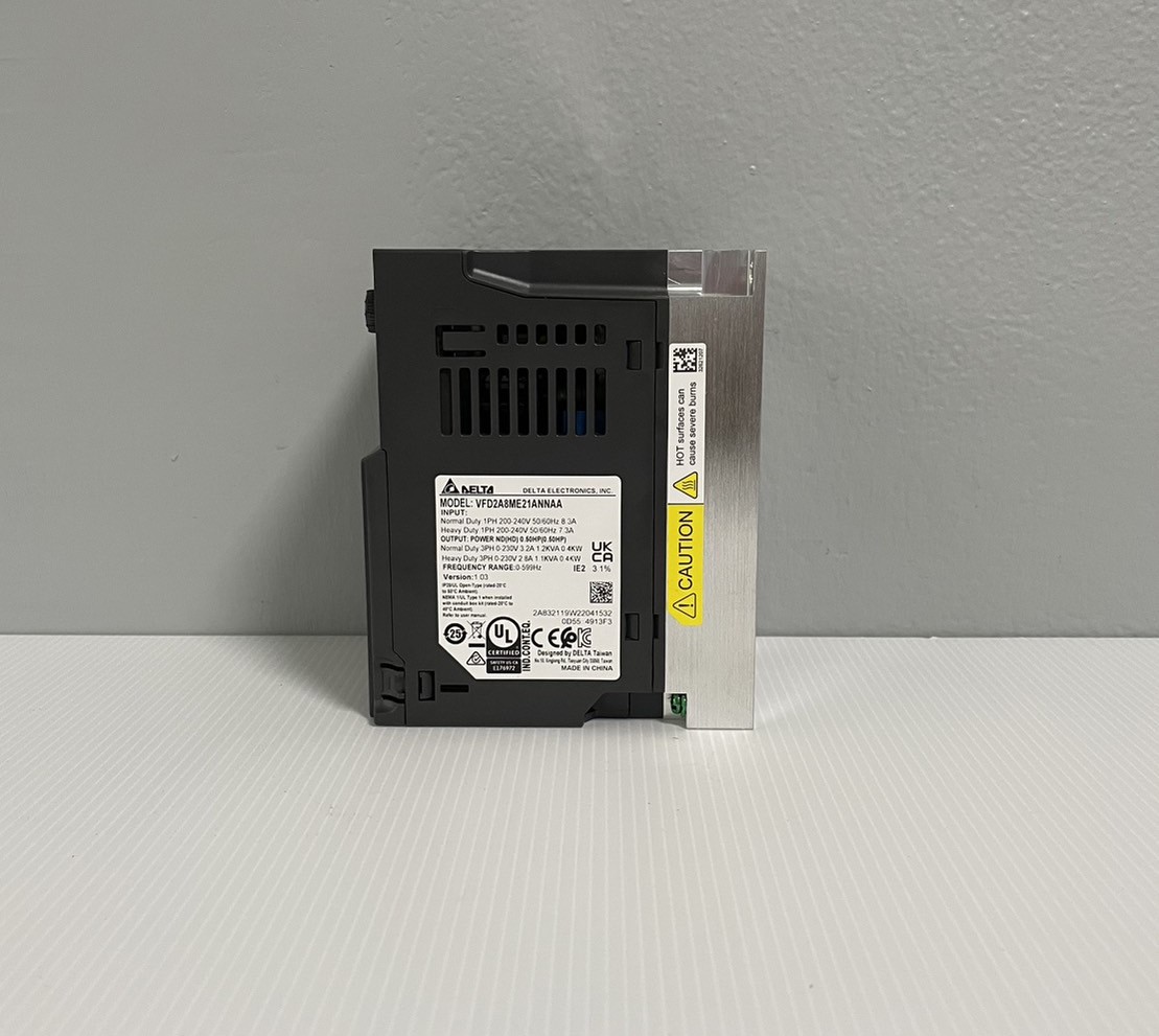 Delta Inverter ME300 Model:VFD2A8ME21ANNAA 0.5HP 0.4kW Input 1-Phase , 220V output 3-Phase , 220V