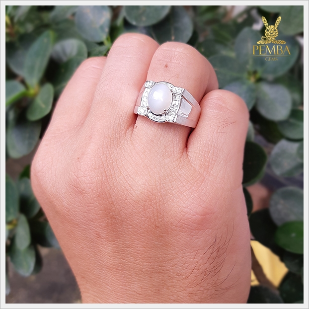 แหวนมุกดาหารแท้ เงินแท้925 ชุบทองคำขาว ใส่เพิ่มความมั่นใจ