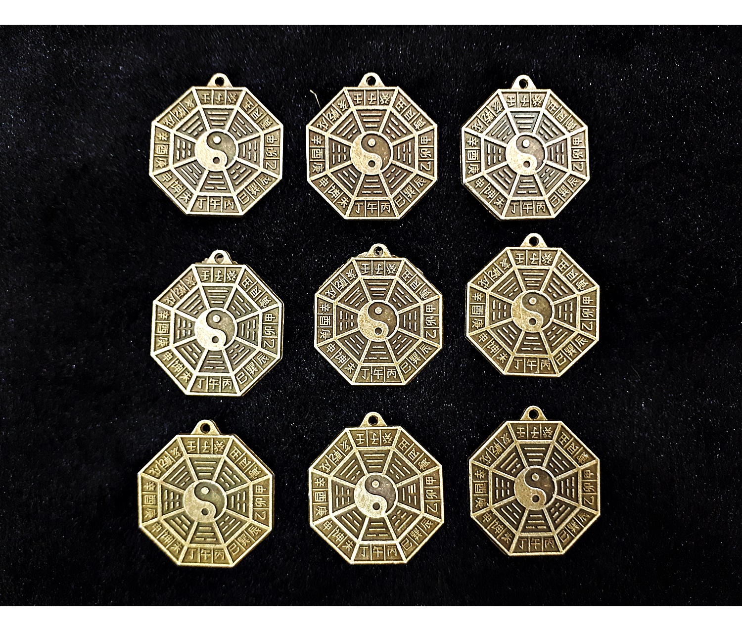 เหรียญเทพเจ้าจีน เหรียญเซียน หยินหยาง ฮวงจุ้ย เทพเจ้าจีน แจกทาน หรือ ของชำรวยของขวัญ เนื้อทองเหลือง (ขายปลีก ขายส่ง)