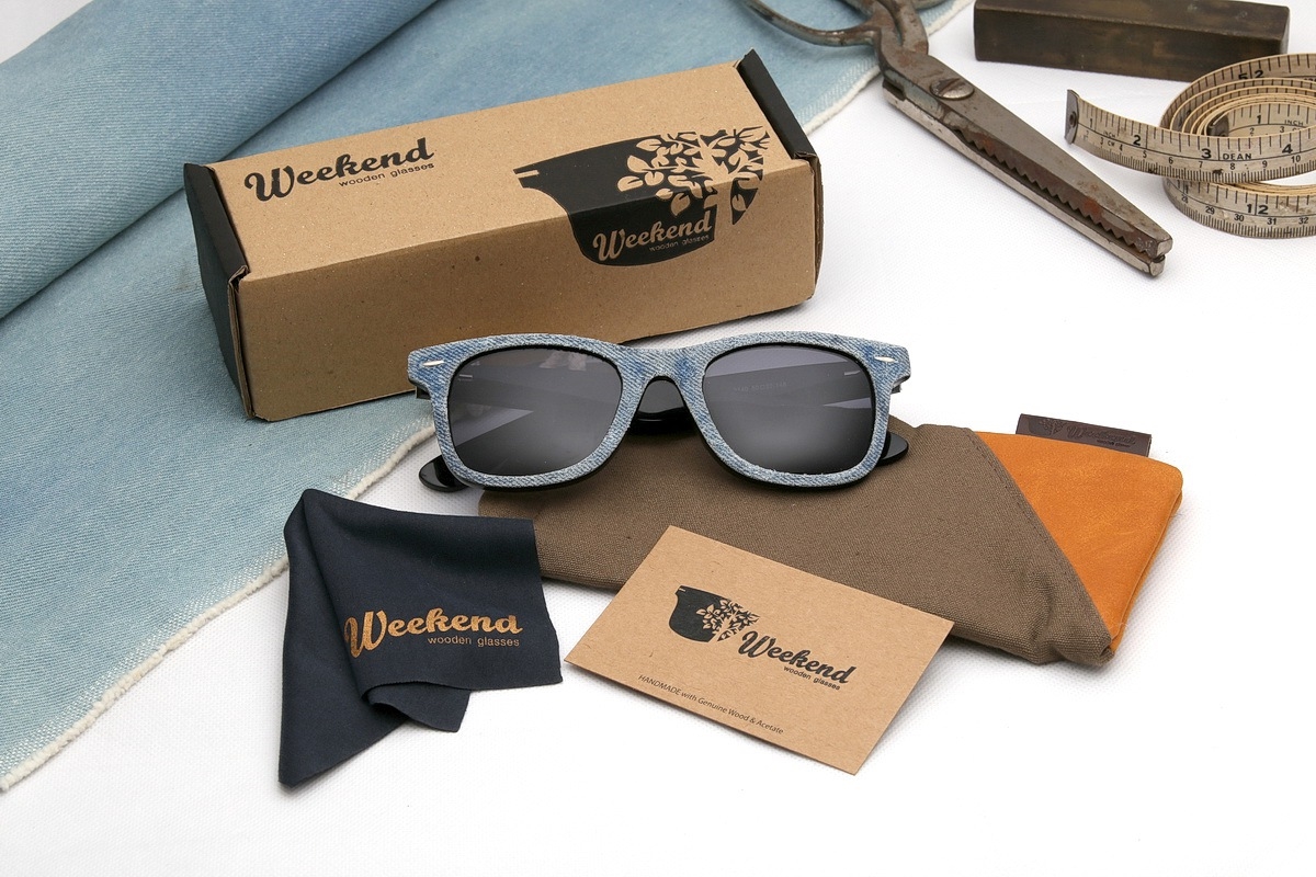 แว่นกันแดด Weekend Jeans - Black