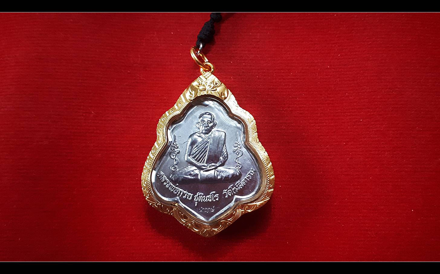 เหรียญ หลวงพ่อกวย หลังหนุมาน ตัวครู ยกธง ยกพลออกรบ รุ่นแรงครู ปี2560 เนื้อตะกั่ว(ตะกั่วรับพลังได้ดีรองจากทองคำ) พิธีนำฤกษ์ (เหรียญพิเศษ ชุดกรรมการ) - (เลี่ยมกันน้ำกรอบทองคำ) #รับประกันแท้ - หลวงพ่อกวย วัดโฆสิตาราม(วัดบ้านแค) จ.ชัยนาท)