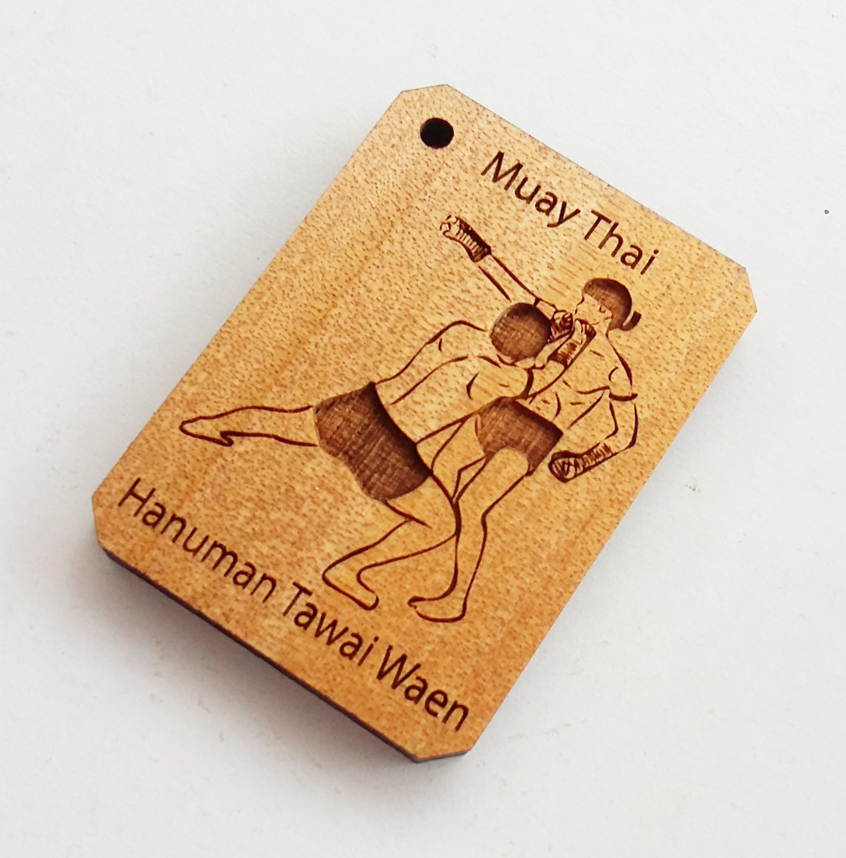 พวงกุญแจไม้แกะสลัก แม่ไม้มวยไทย-หนุมานถวายแหวน