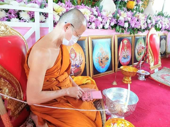 พญาครุฑ เนื้อทองทิพย์ หลวงปู่เส็ง วัดบางนา (ย้อนยุค) ปี2563