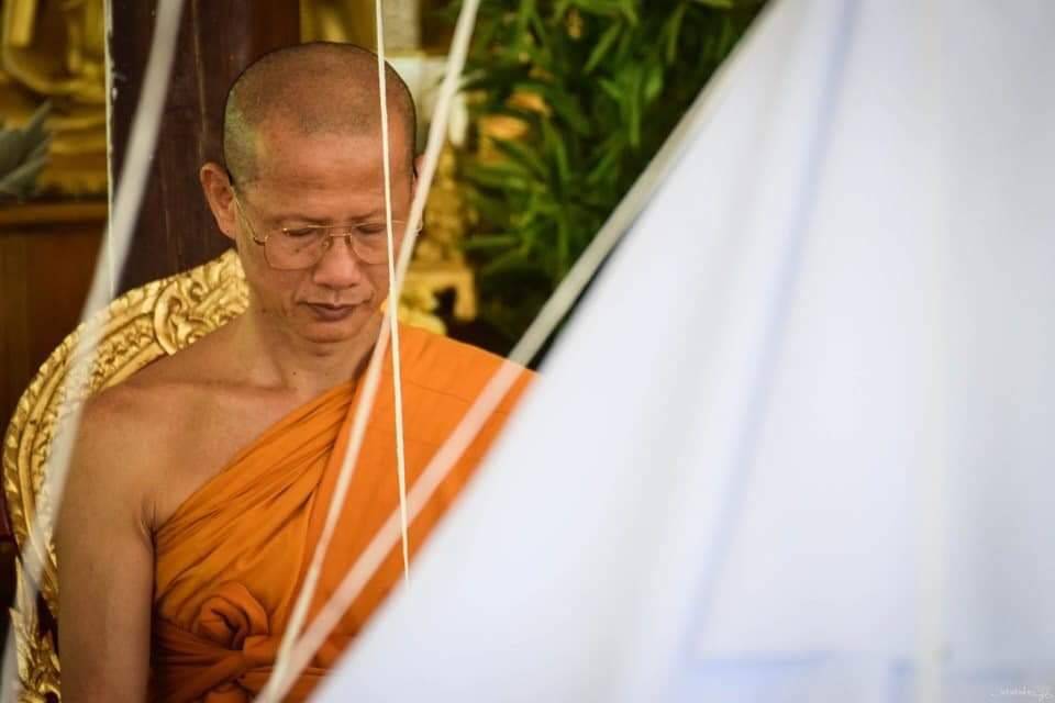 หลวงปู่ทวด วัดช้างให้ เหยีบน้ำทะเลจืด รุ่น นิรันตรายกลับดวงหนุนชีวิต เนื้อผงว่านพุทธคุณรวมมวลลสาร ปี2562 - หลวงพ่อเล็ก วัดท่าขนุน