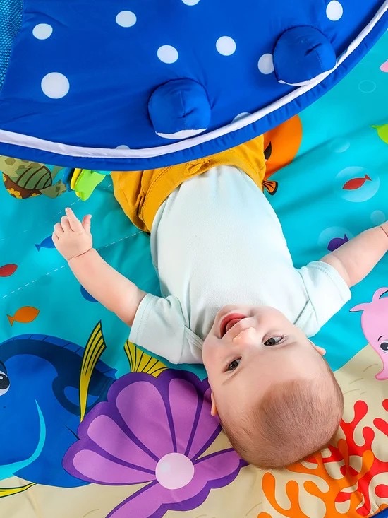 เพลย์ยิมเสริมพัฒนาการสำหรับทารกและเด็กเล็ก Bright Starts Disney Baby Finding Nemo Mr. Ray Ocean Lights & Music Activity Gym