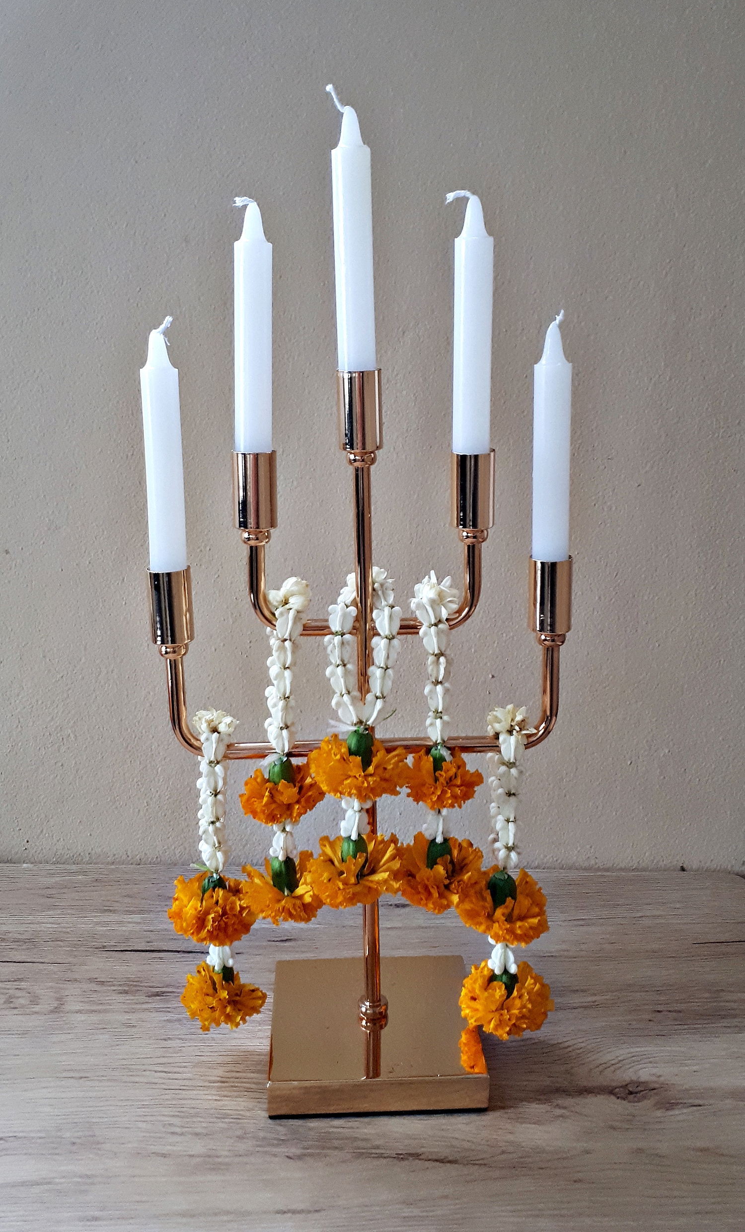 ขาตั้งแสตน เชิงเทียน(5ช่อ) เชิงพวงมาลัยดอกไม้ (สำหรับตั้งวางใส่ เทียน พวงมาลัยดอกไม้) ขายปลีก ขายส่ง