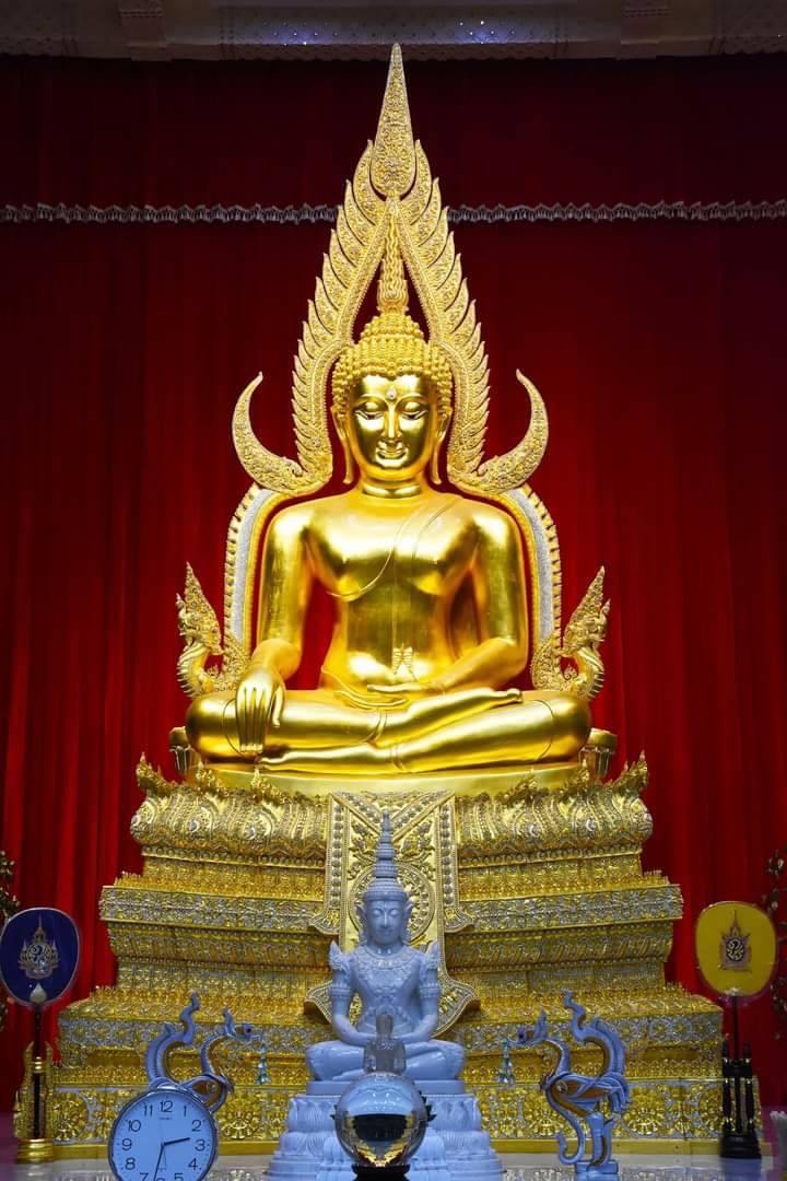 เหรียญสมเด็จองค์ปฐม หลัง ท้าวเวสสุวรรณ 8กร 4พักตร์ เนื้อเงินแท้(สามกษัตริย์) (งานพุทธศิลป์) ปี2563 #รับประกันแท้ (พิธีสะท้านไตรภพ พิธีปลุกเสกพร้อม #พระกริ่งสะท้านไตรภพ) - หลวงพ่อเล็ก วัดท่าขนุน