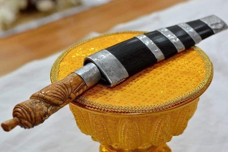 พระขรรค์ แก้วมหาจักรพรรดิ์ ติดเพชรจักรพรรดิ์ (ขนาดเล็กพกพา) เนื้อเงินแท้ (เข้าพิธีเพรชราวุธ วัดท่าขนุน) ปี2558 #รับประแท้