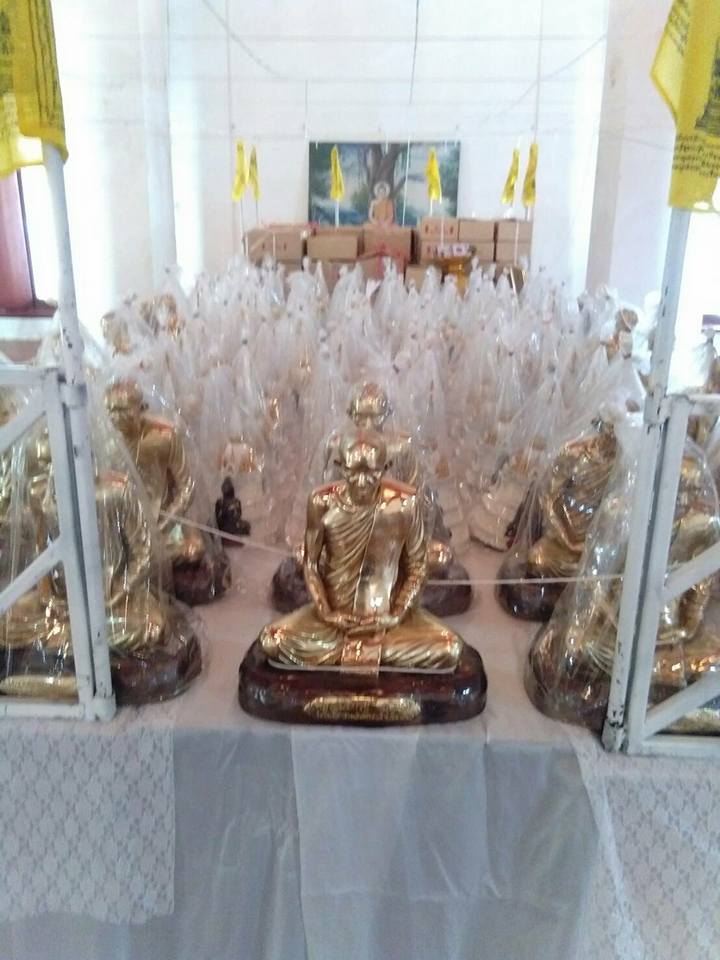 รูปหล่อ หลวงพ่อกวย วัดโฆสิตาราม(วัดบ้านแค) จ.ชัยนาท เนื้อโลหะชนวนแรงครู ปี2560 (จำนวนจัดสร้างเพียง 19องค์ ที่ระลึกชาตกาล112 ปี) - (ขนาดบูชา องค์ใหญ่(หน้าตัก12นิ้ว)) #ปลุกเสกแล้ว #รับประกันแท้