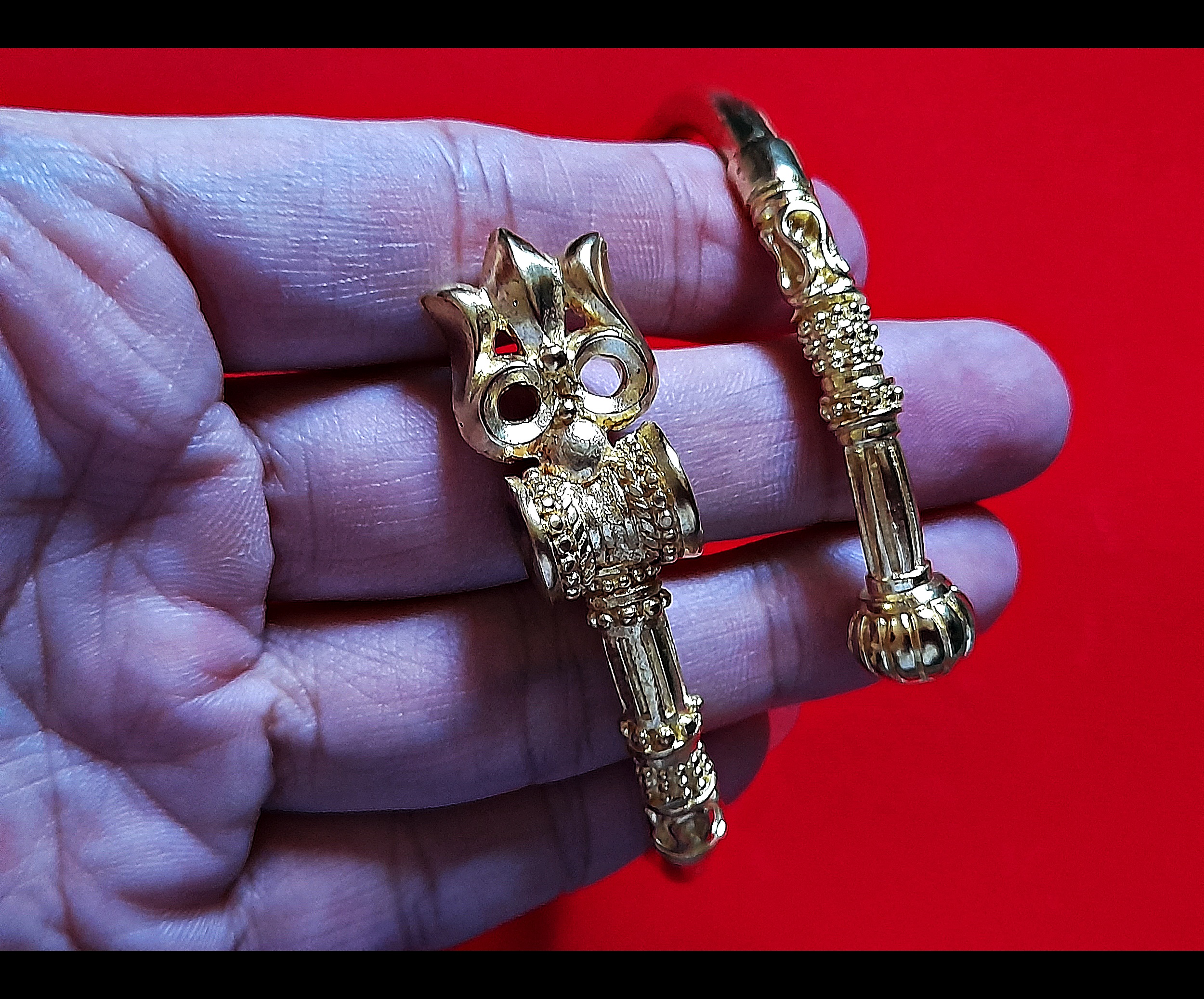 กำไล ข้อมือ ตรีศูล พระศิวะ (ขนาดฟรีไซด์ ปรับขนาดได้) เนื้อทองเหลือง